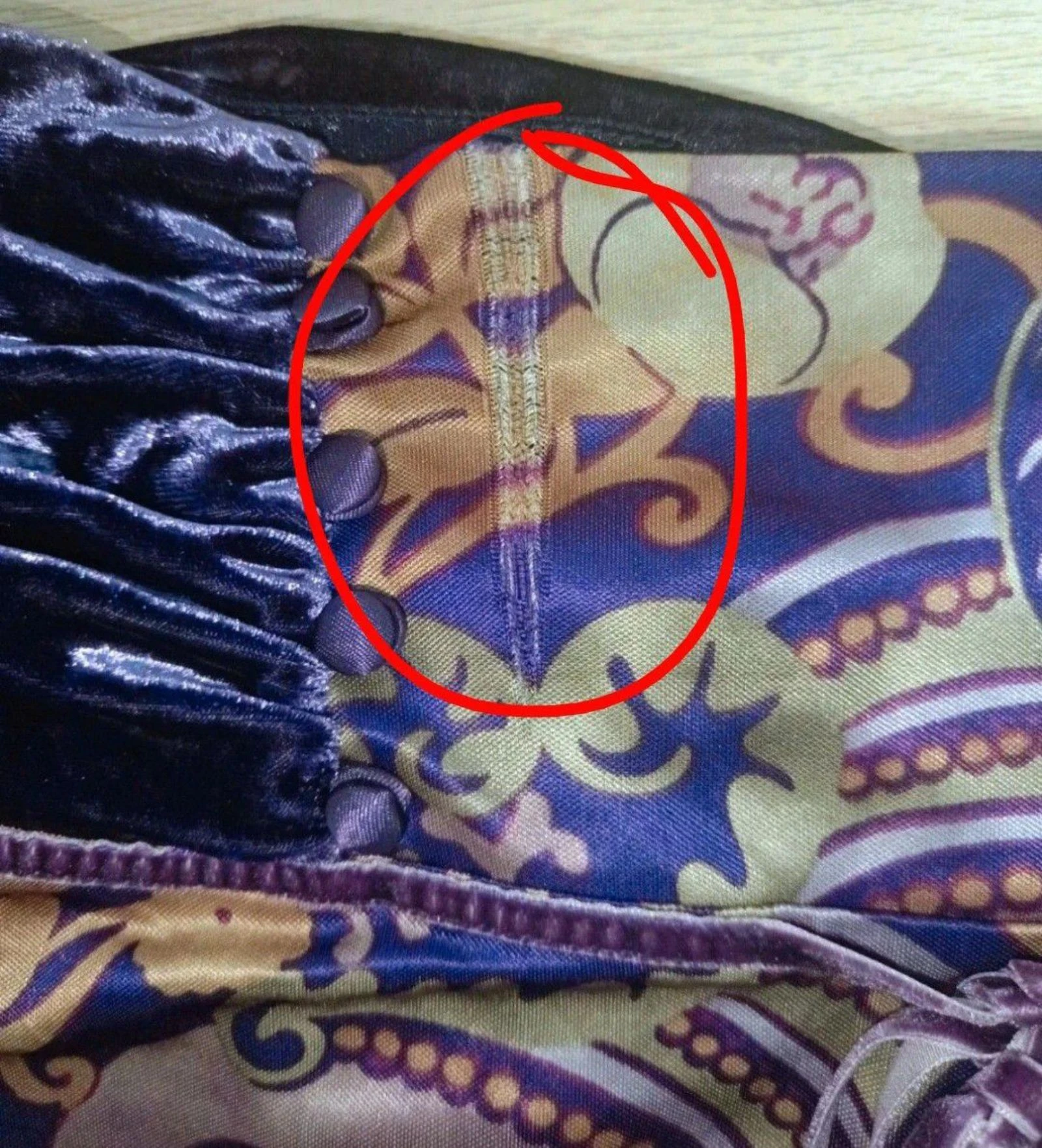 Falda vintage Mango M tacto seda cachemir y terciopelo – photo 3
